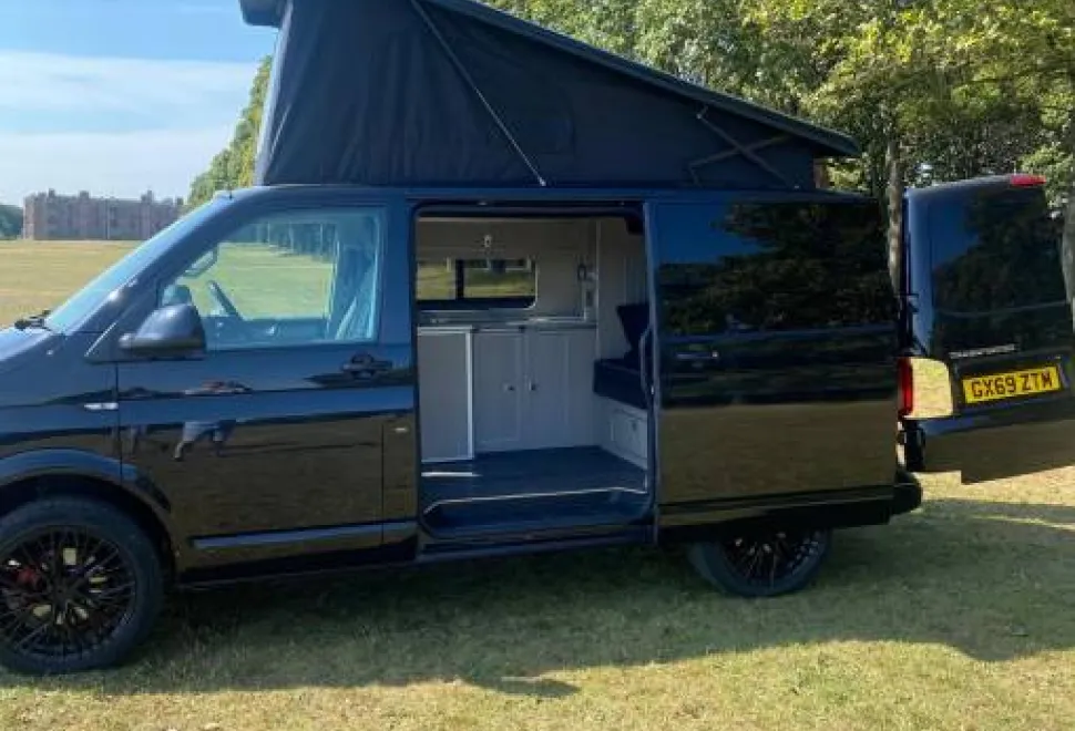 Volkswagen Campervan  2019