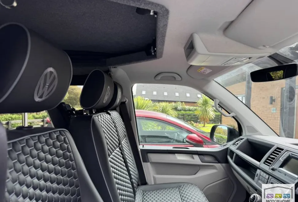 Volkswagen Campervan  2019