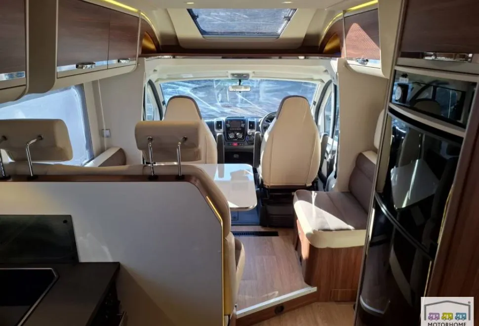 Adria Matrix 670 SL 2017