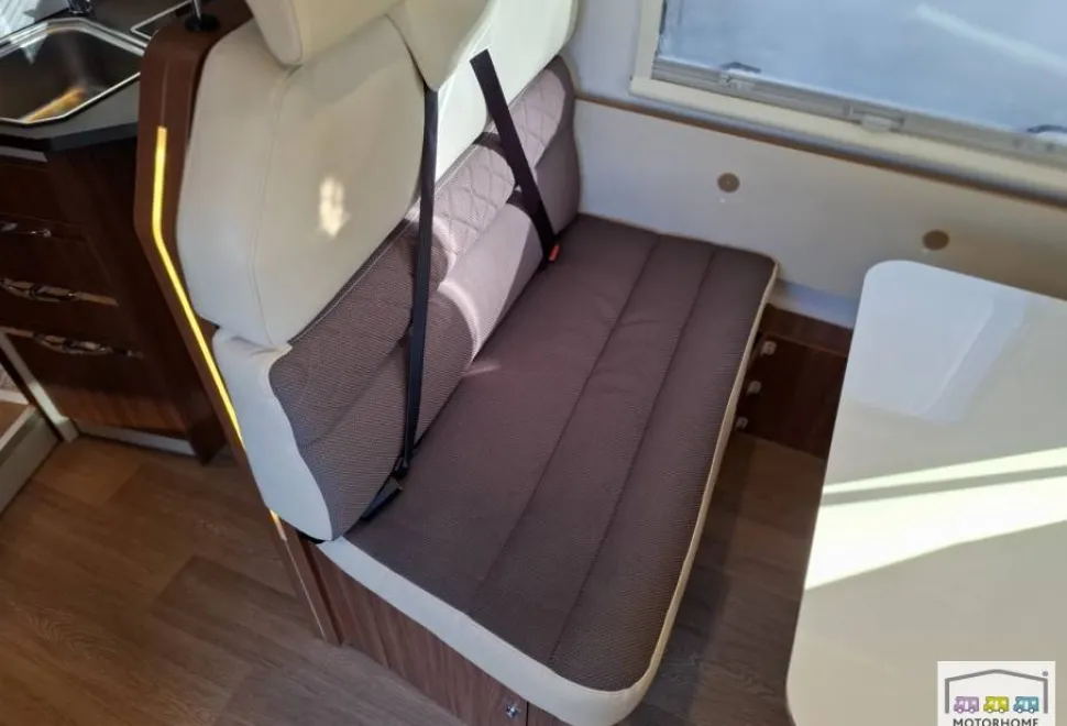 Adria Matrix 670 SL 2017
