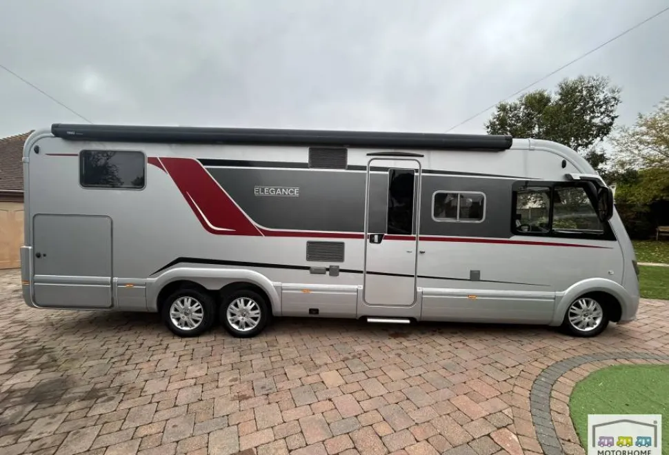 Burstner Elegance  2022
