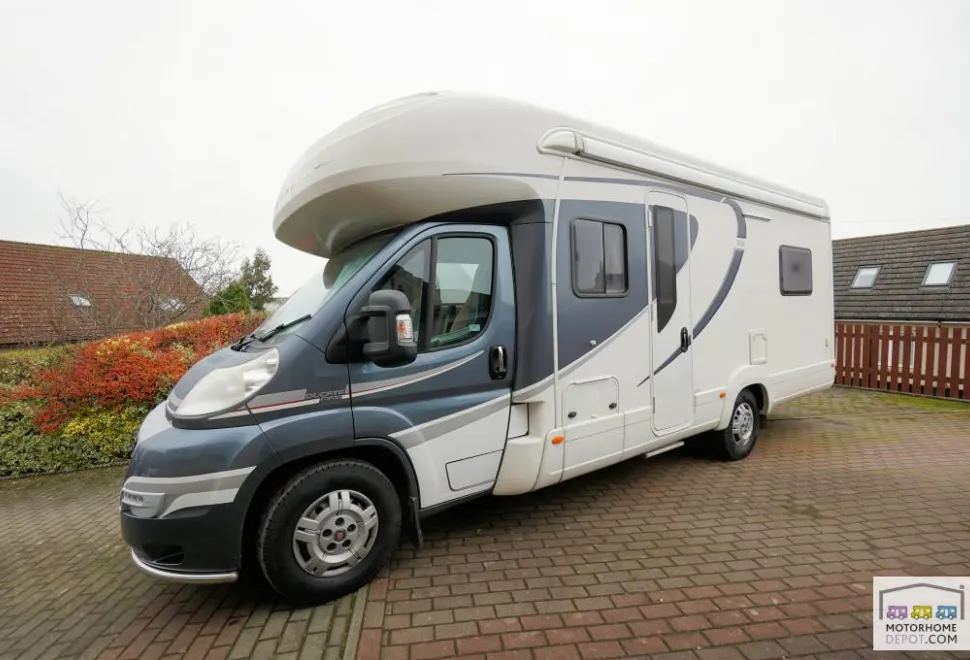 Auto-Trail Tracker RB 2014