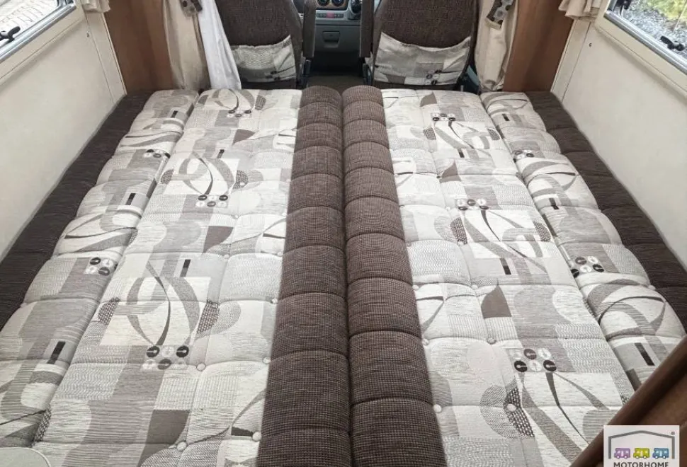 Auto-Sleepers Broadway EK 2012
