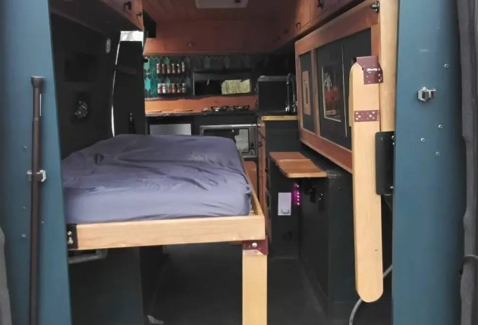 Iveco Daily 35C21 MWB Camper 2017