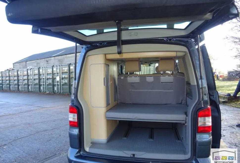 Volkswagen California TDI 4-M  2006