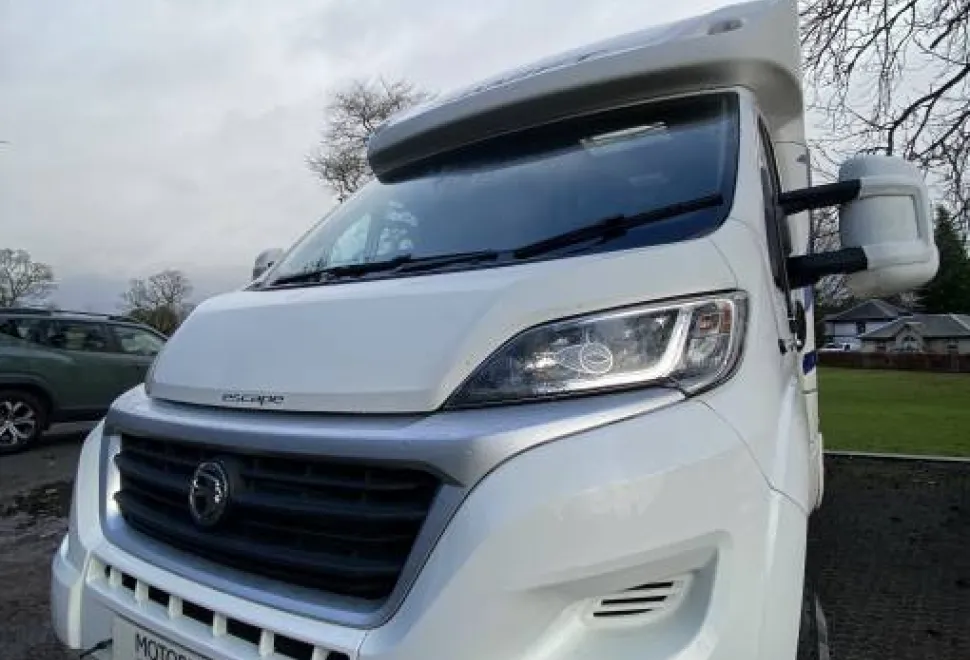 Swift Escape 664 2014