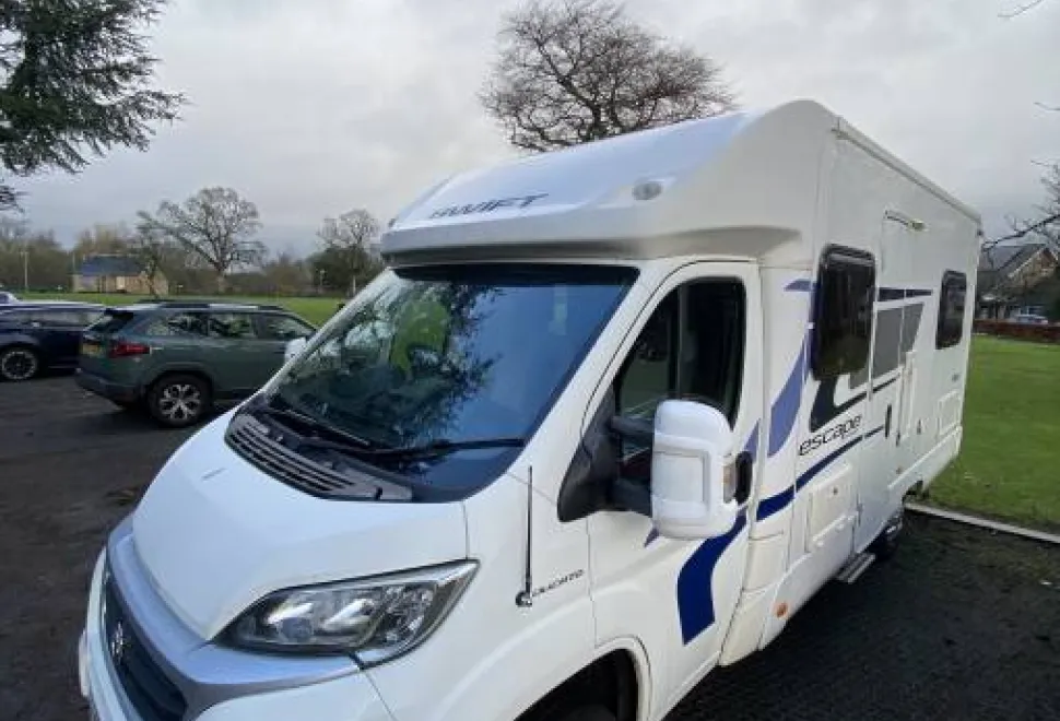 Swift Escape 664 2014