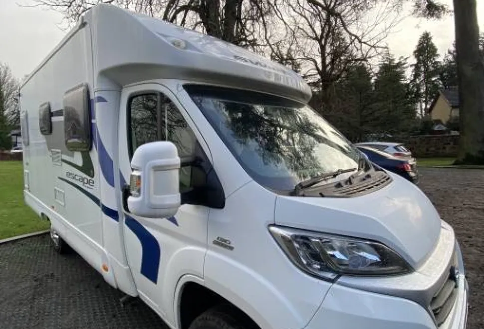 Swift Escape 664 2014