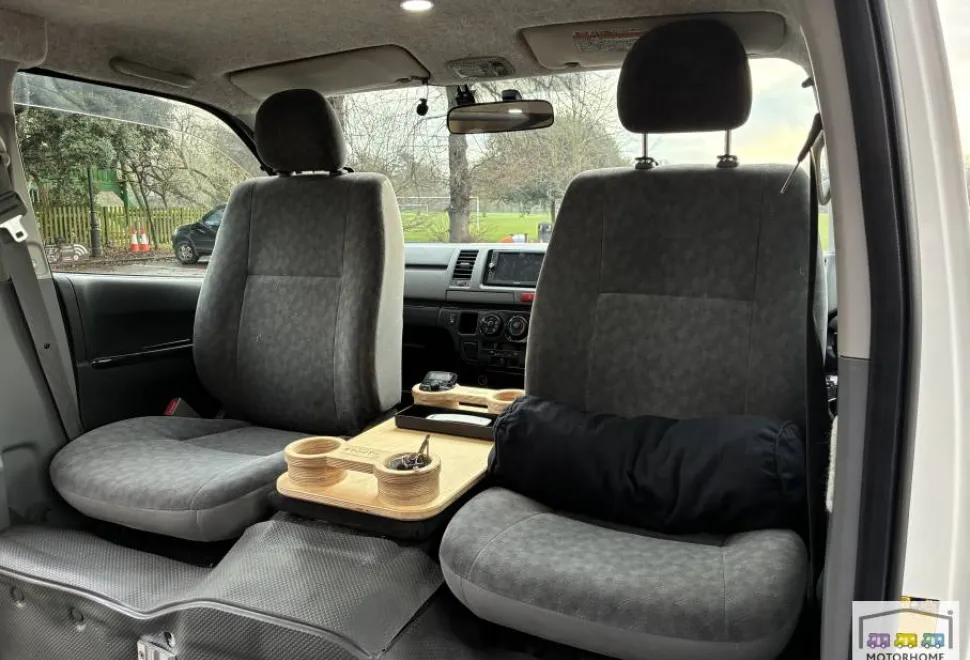 Toyota Hiace  2007