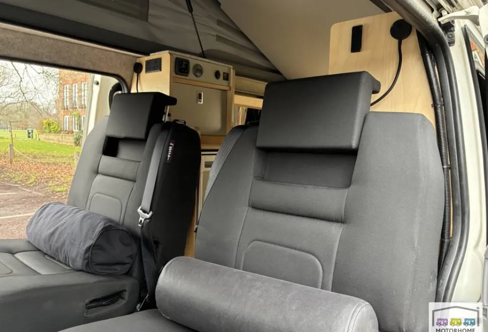 Toyota Hiace  2007