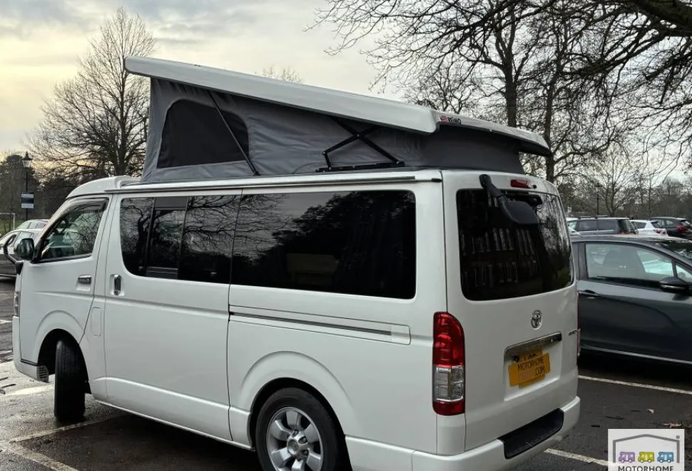 Toyota Hiace  2007