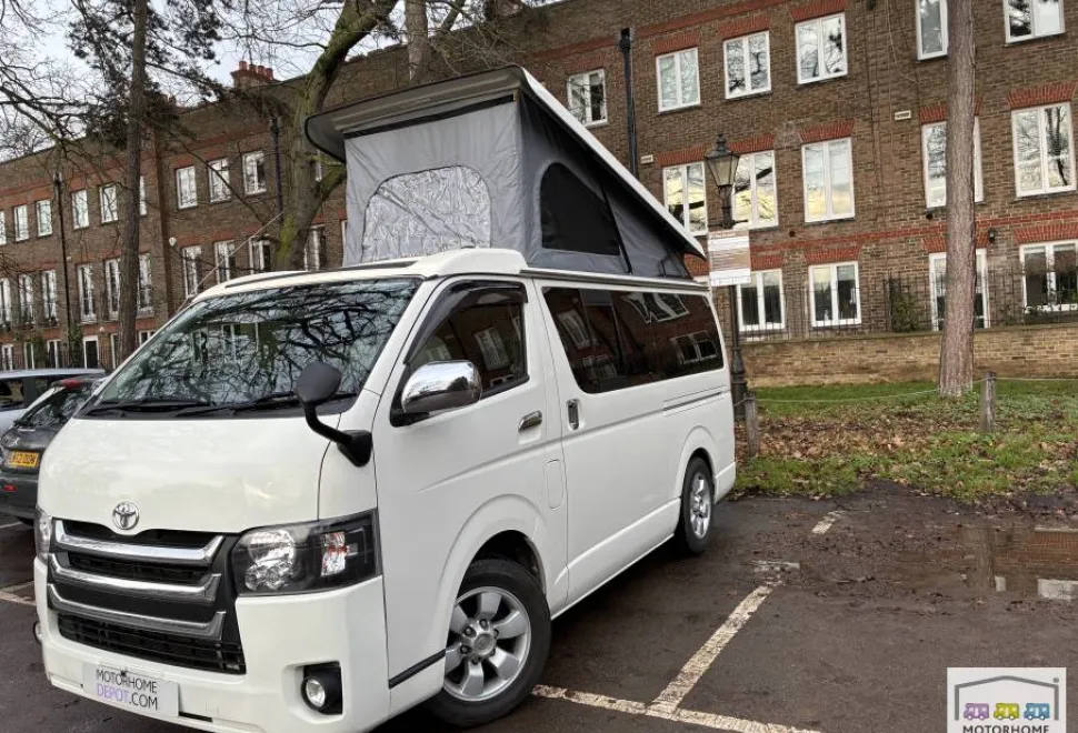 Toyota Hiace  2007