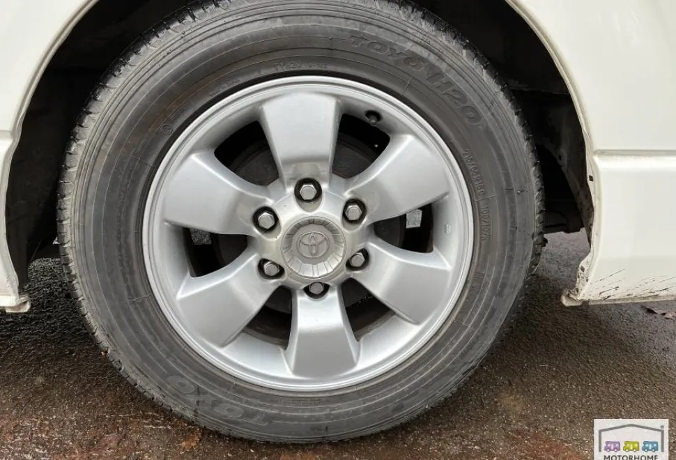 Toyota Hiace  2007