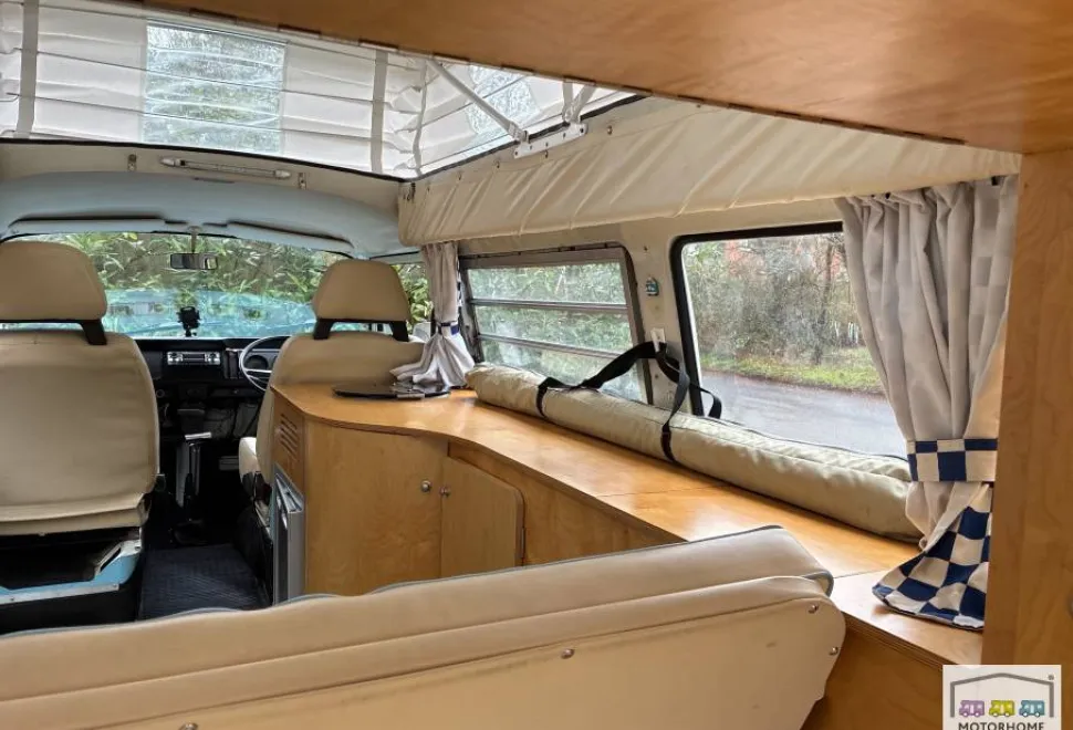 Volkswagen T2 Bay Window  1974