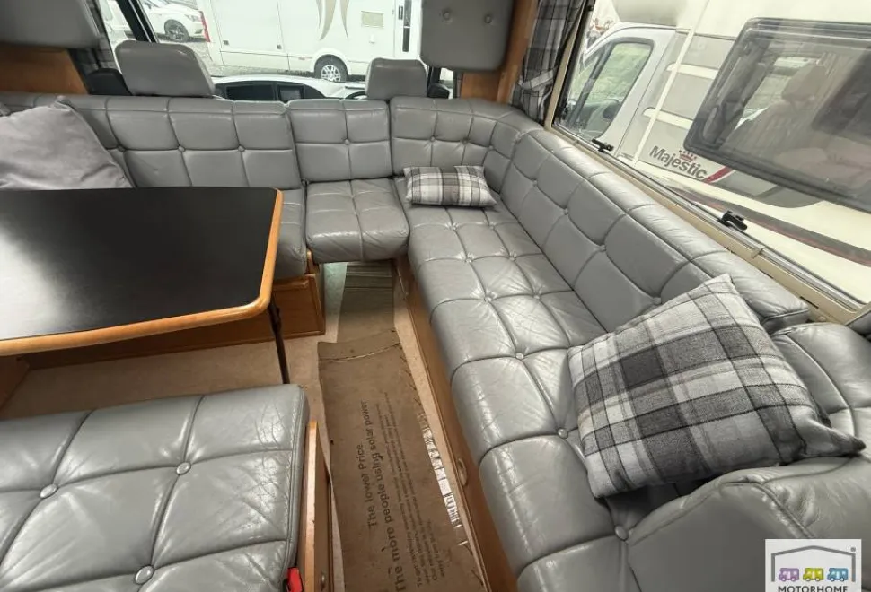 Eura Mobil Integra 635 LS 2001