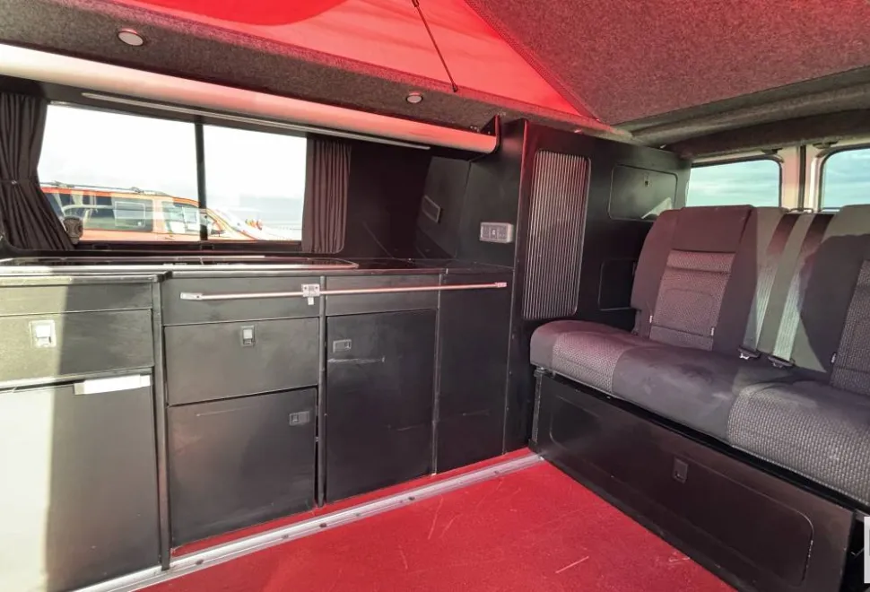 Volkswagen T6 Transporter   2018