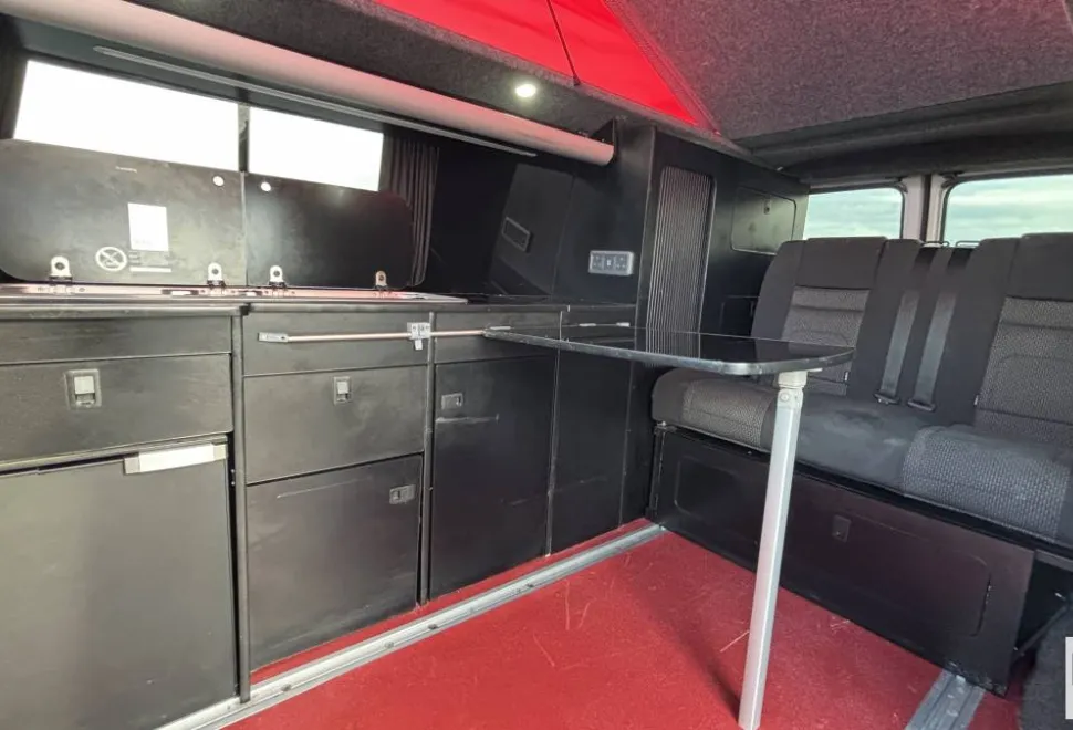 Volkswagen T6 Transporter   2018