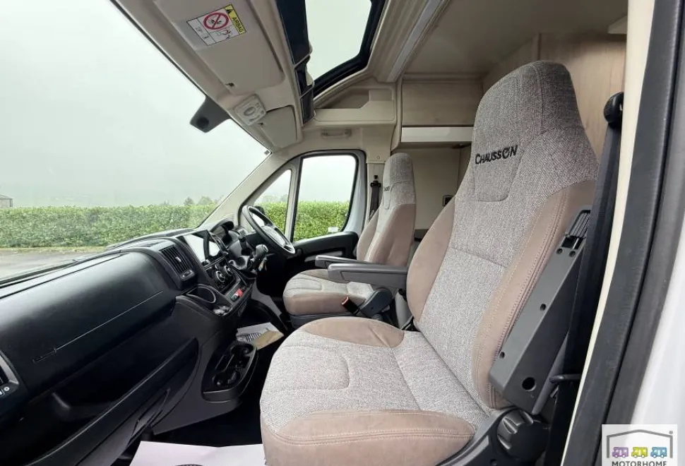 Chausson 33 Line V594 2022