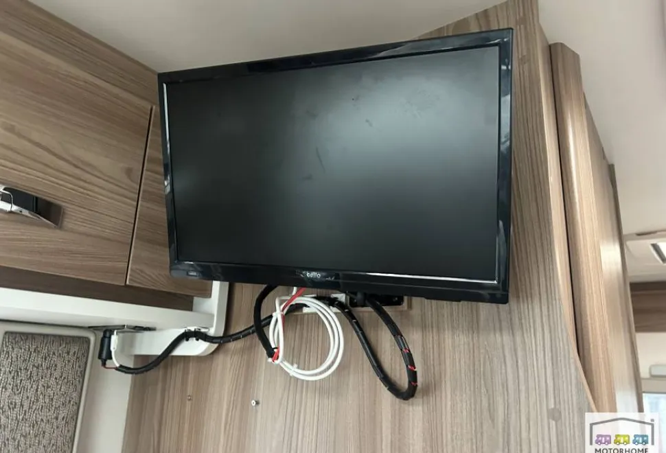 Swift Escape Compact C402 2021