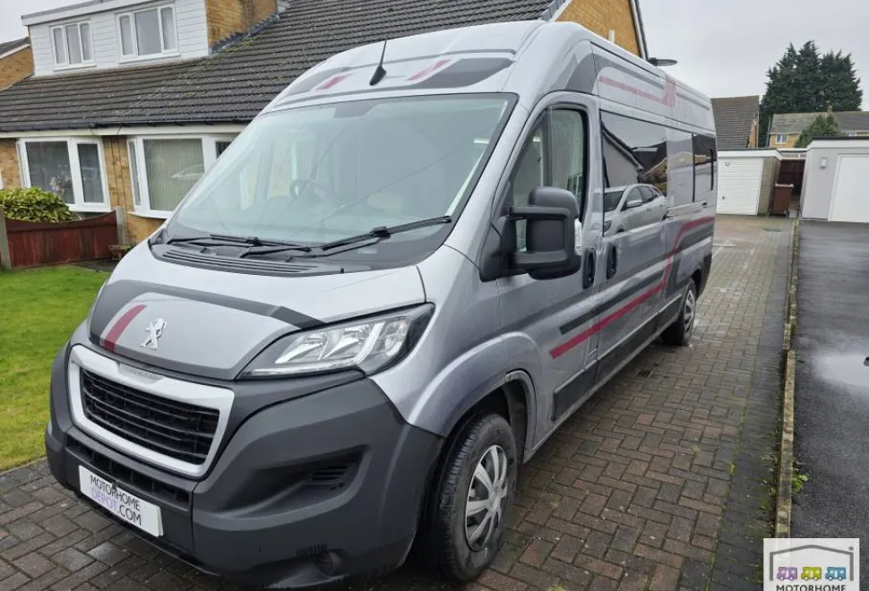 Peugeot Boxer 335 L3H2 Professional Hdi 2023