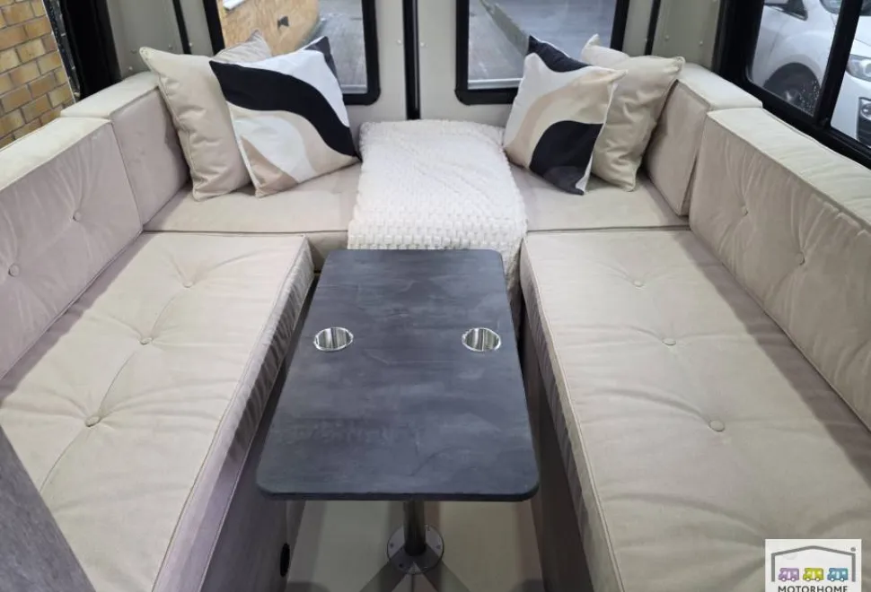 Peugeot Boxer 335 L3H2 Professional Hdi 2023