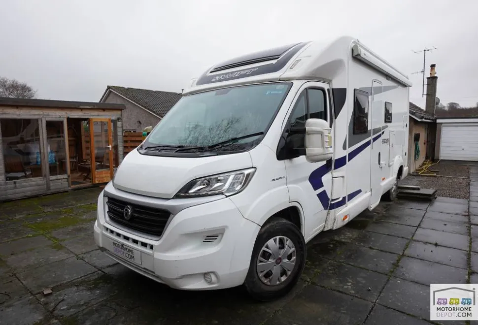 Swift Escape 695 2018