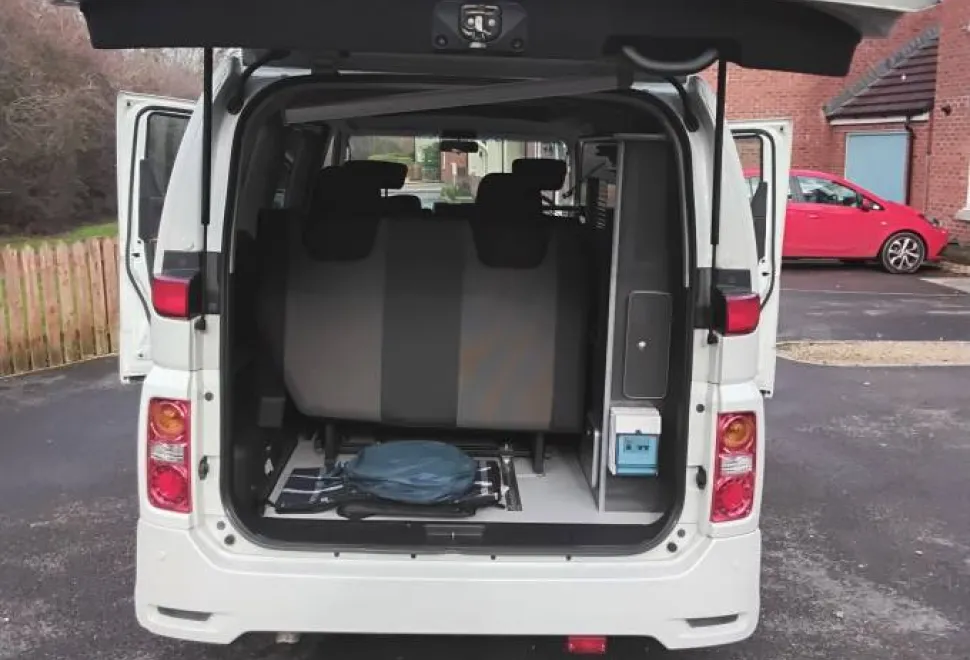 Nissan Elgrand Camper Van 2007