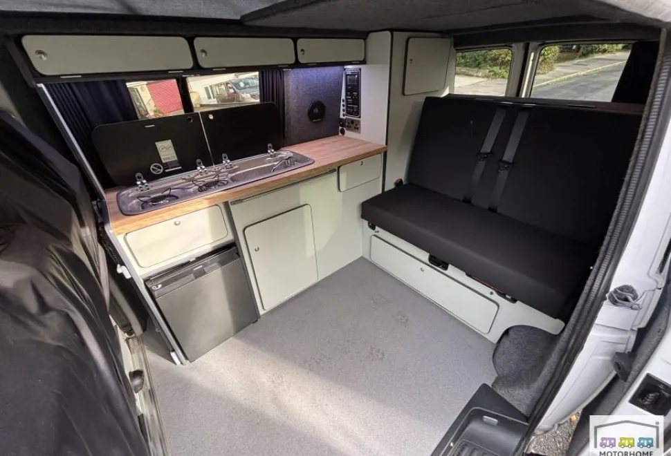 Volkswagen T6  2018