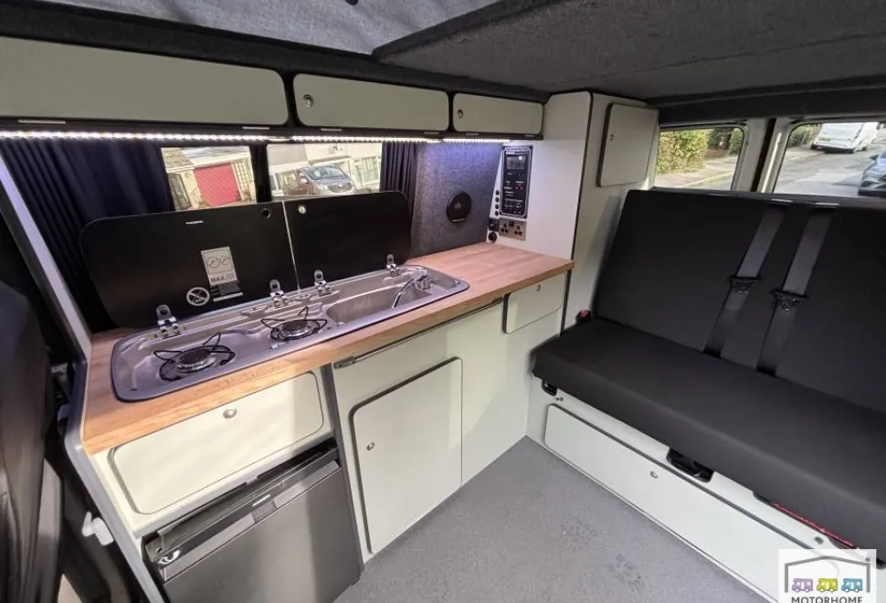 Volkswagen T6  2018