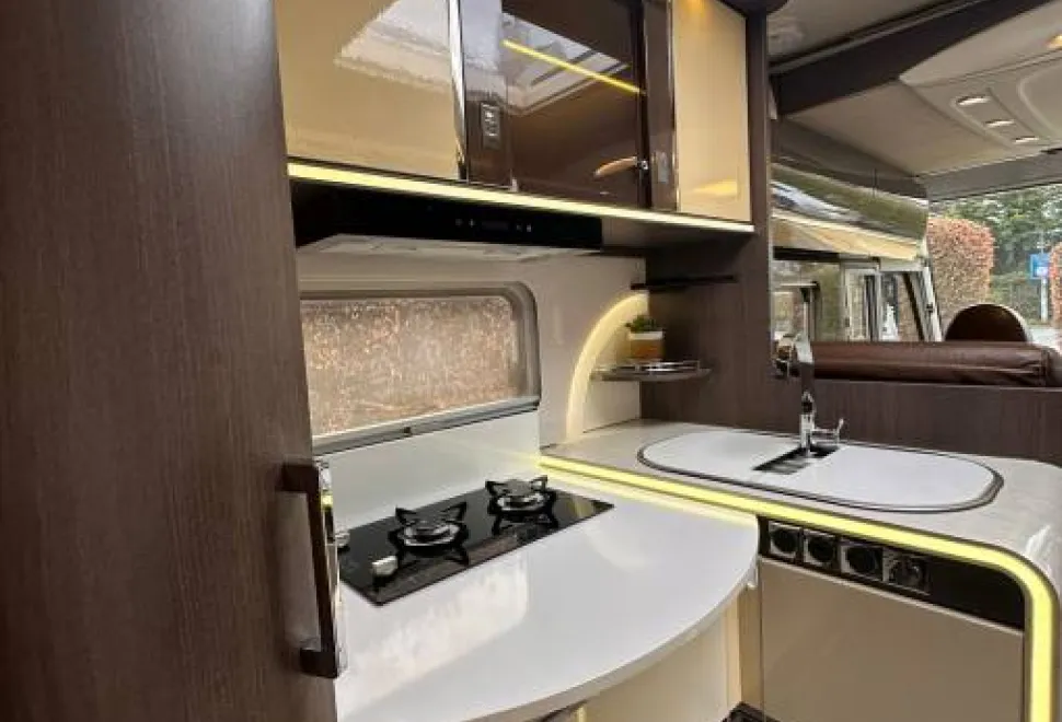 Burstner Grand Panorama  i920 2014