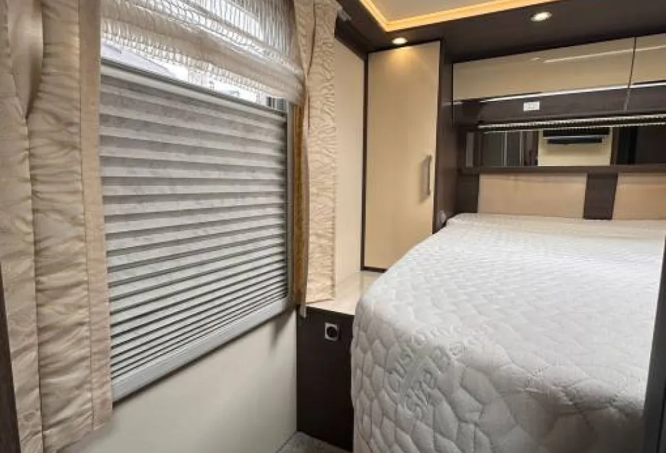 Burstner Grand Panorama  i920 2014