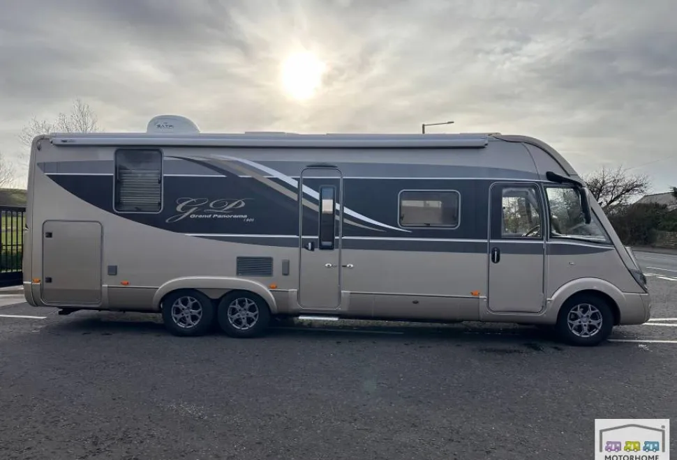 Burstner Grand Panorama  i920 2014