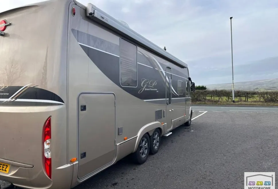 Burstner Grand Panorama  i920 2014