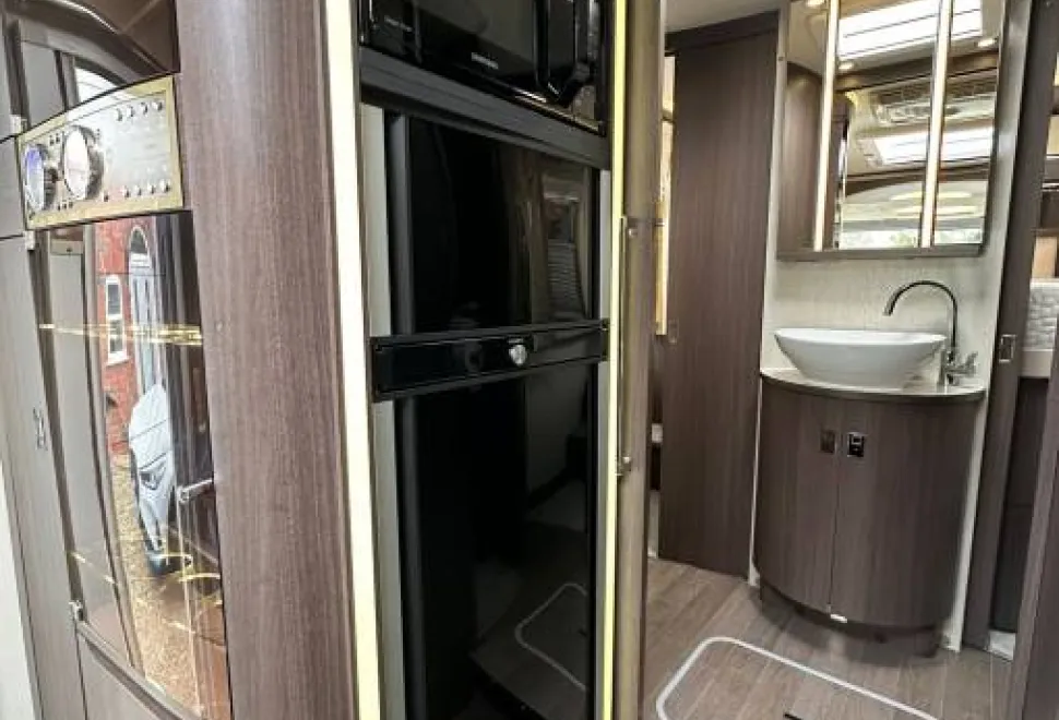 Burstner Grand Panorama  i920 2014