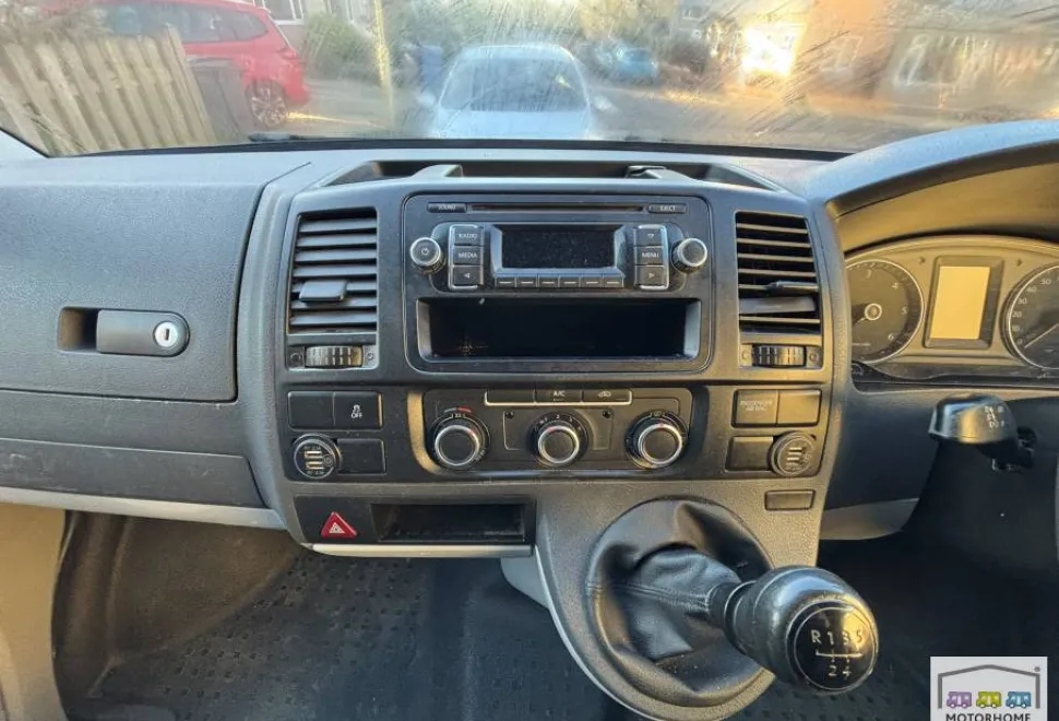 Volkswagen Transporter  2014