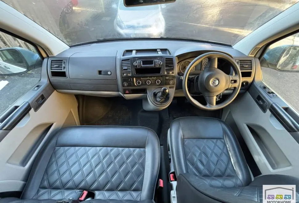 Volkswagen Transporter  2014