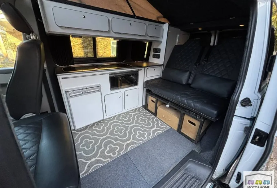 Volkswagen Transporter  2014