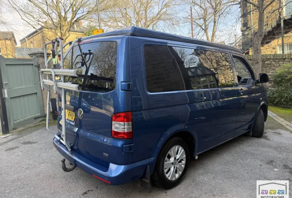 Volkswagen T5 Camper  2015