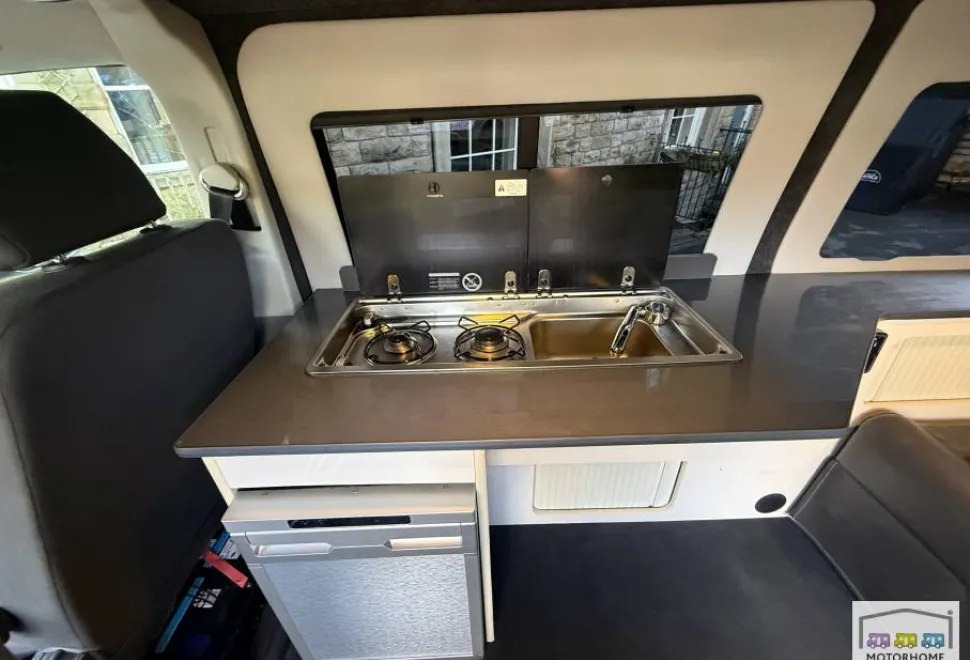 Volkswagen T5 Camper  2015