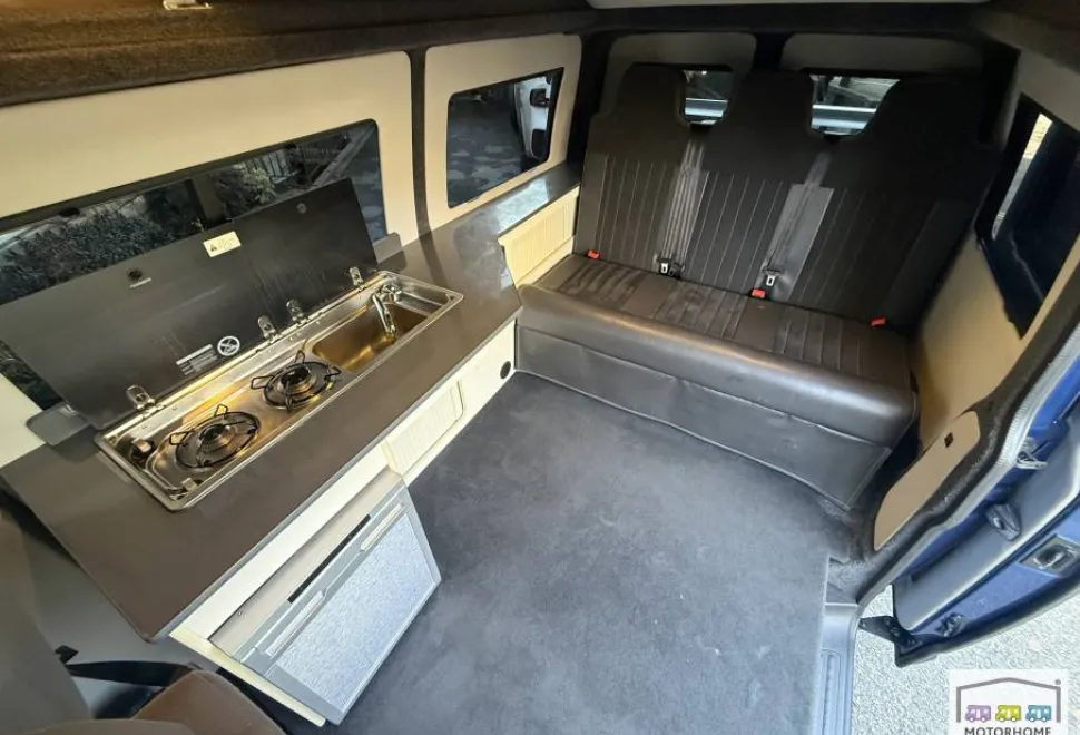 Volkswagen T5 Camper  2015