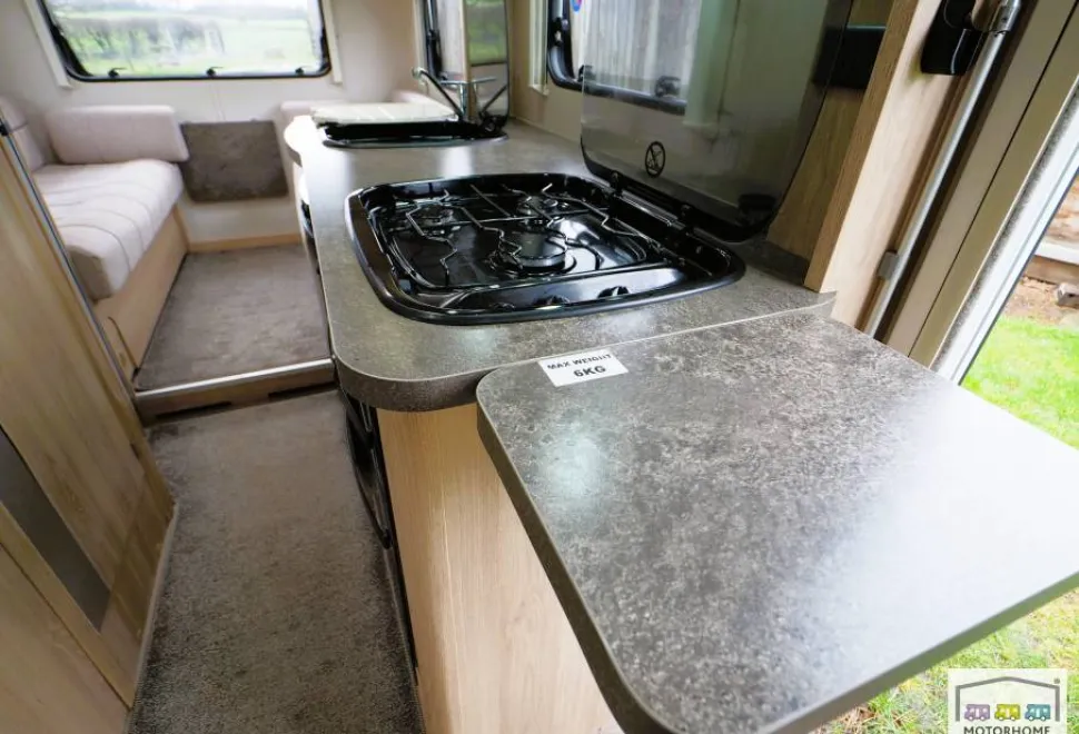 Elddis Autoquest  196 2018