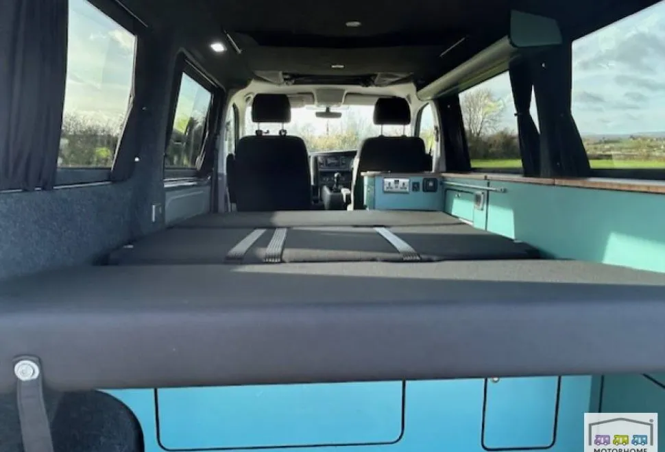 Volkswagen Transporter T28 2022