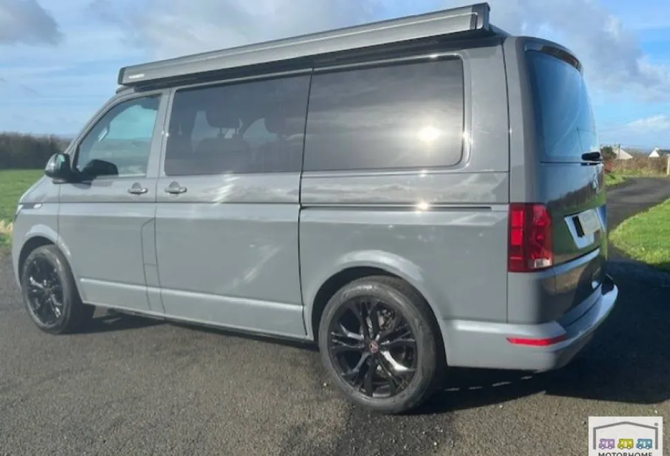 Volkswagen Transporter T28 2022