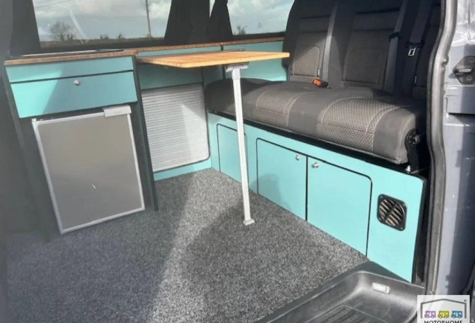 Volkswagen Transporter T28 2022