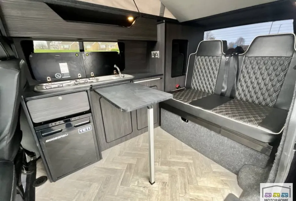 Volkswagen Transporter  2015
