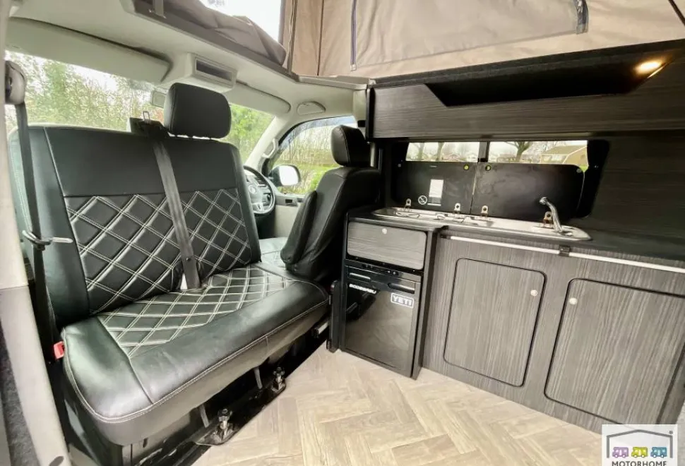 Volkswagen Transporter  2015