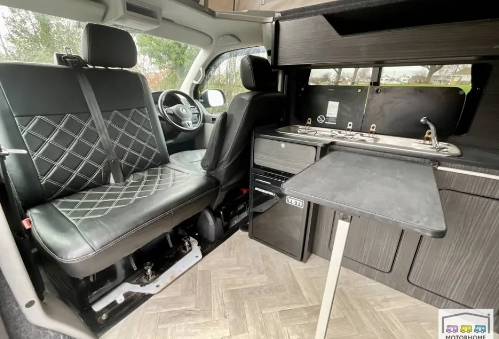 Volkswagen Transporter  2015