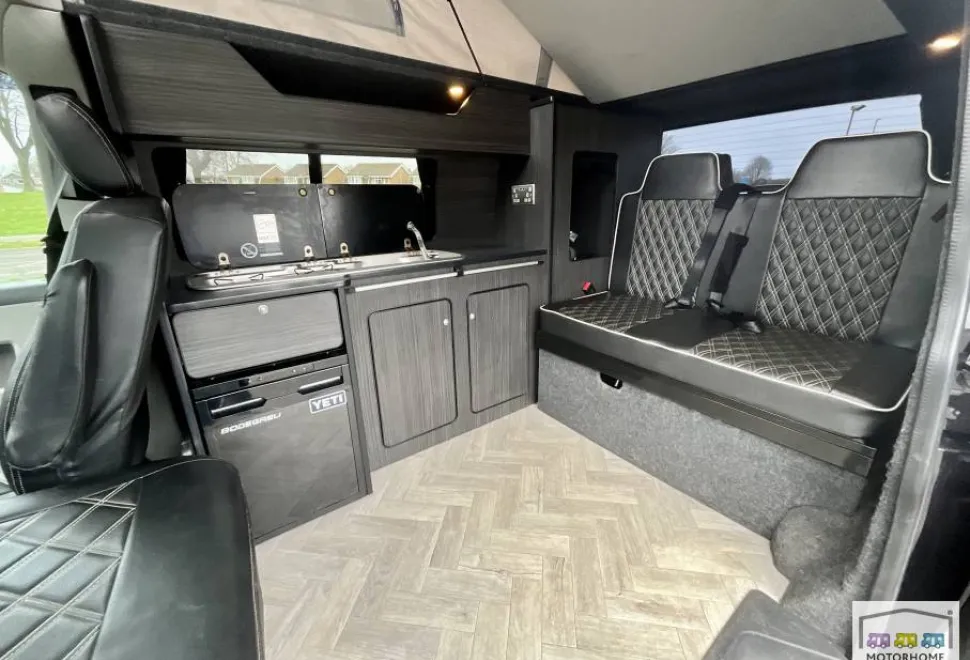 Volkswagen Transporter  2015