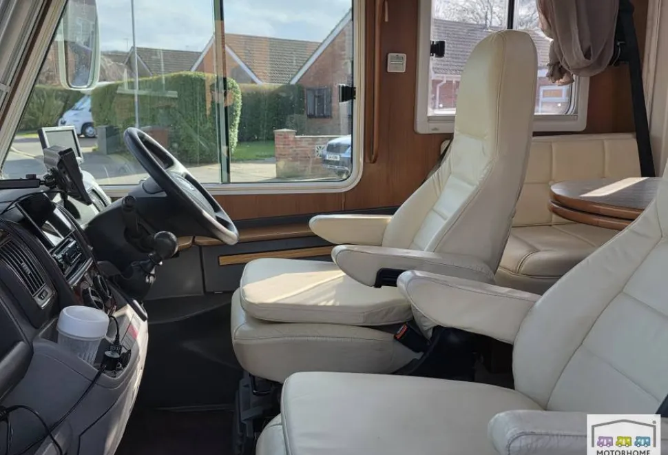 Pilote Explorateur 730FGJ  2008