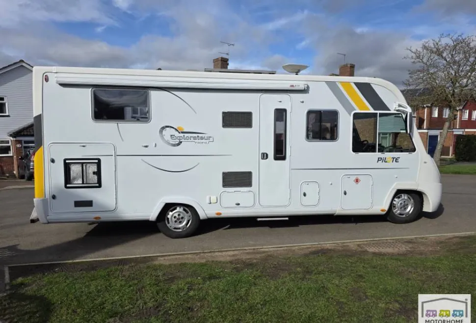 Pilote Explorateur 730FGJ  2008